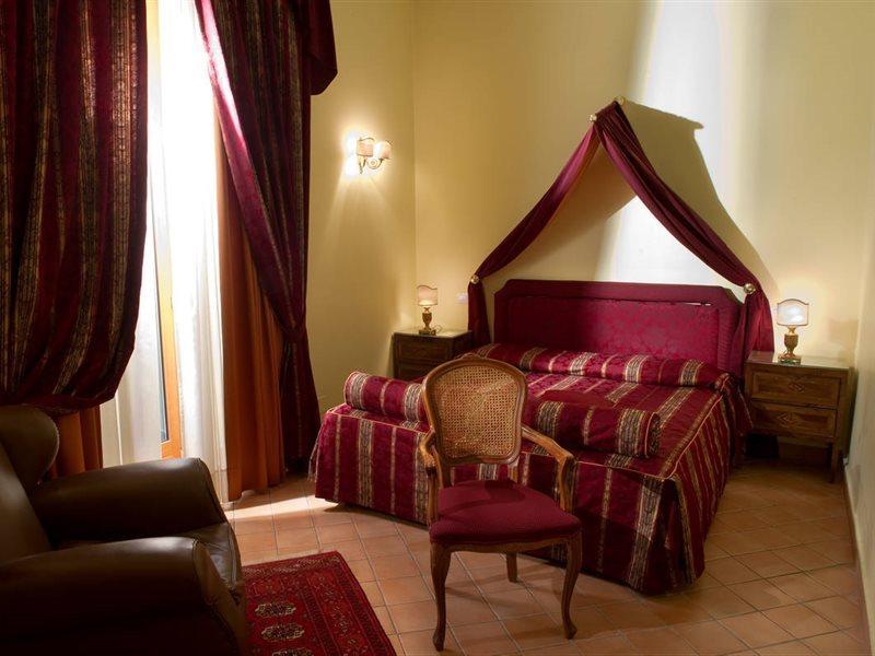 Chiaja Hotel De Charme Neapol Zewnętrze zdjęcie